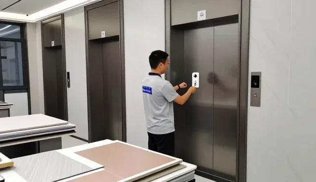 成都佰阔电梯装饰有限公司助力企业提升室内能力